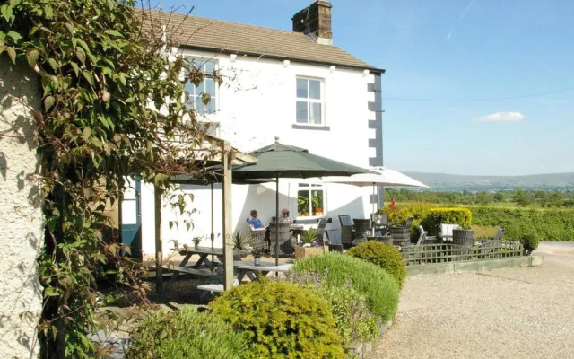 The Red Pump Inn