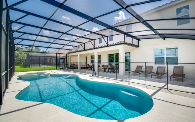 Solterra - 6140 Broad Oak Drive