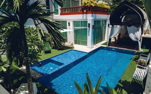 Nagawari Art Maldives Pattaya Villa