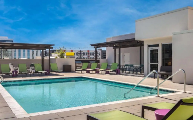 Tru By Hilton Phoenix Midtown