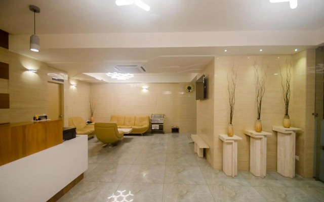 Hotel Grand Elegance