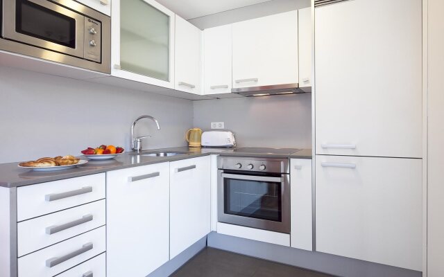 Inside Barcelona Apartments Sants