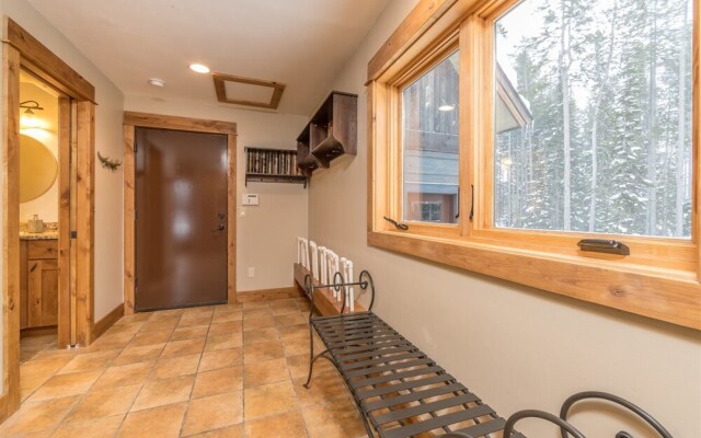 Big Sky - Little Plume Lodge