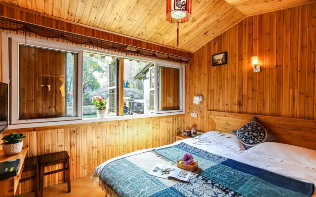 Wuzhen Jingyou Inn