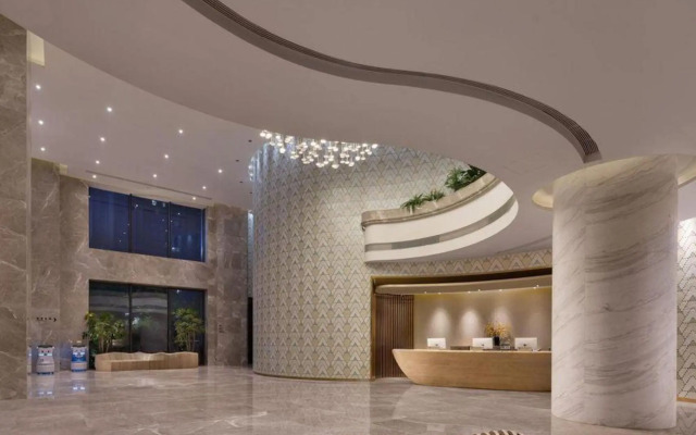 Moon Hotel