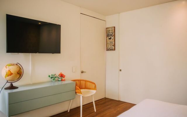 Energy Living by Nomad Guru