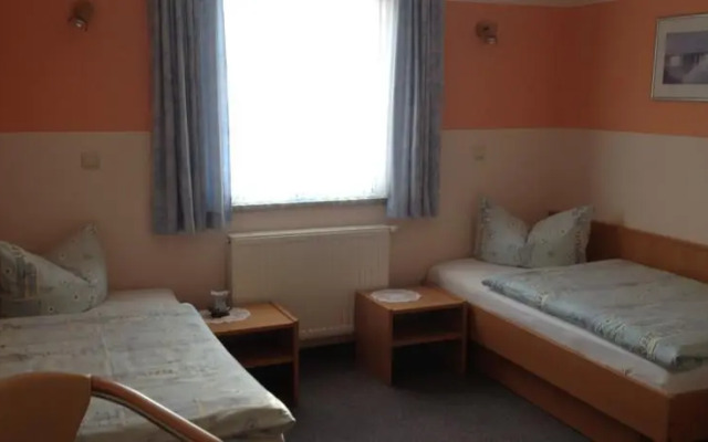 Gästehaus Zum Felsenkeller Steigerthal