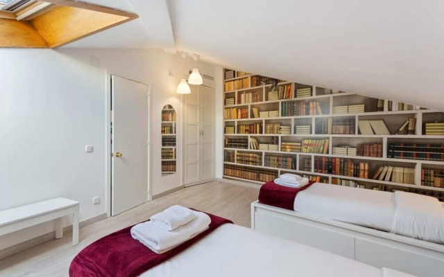 Bright & Modern 1-bedroom Apartment in Centro