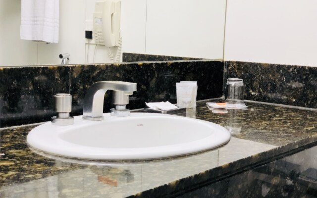 Hotel Boulevard Plaza