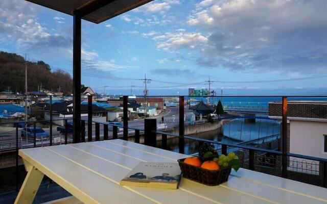 Yeongdeog Hajeo Pension