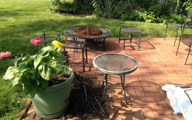 Red Lion Bed & Breakfast