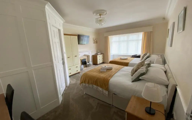 Parkside Guest House