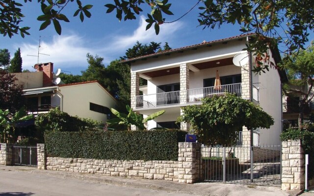 Amazing Home in Rovinj With Wifi and 4 Bedrooms