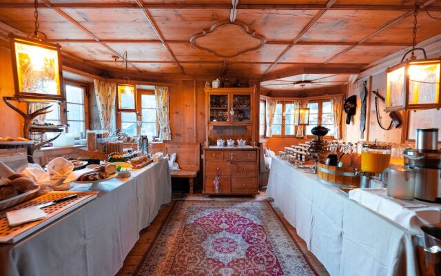 Arpuria l hidden luxury mountain home | Adults friendly