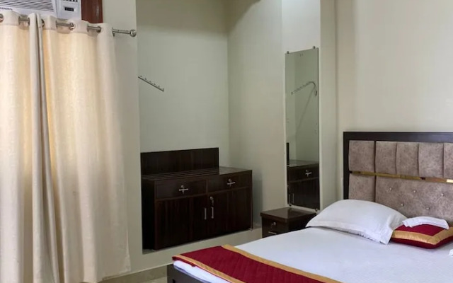 Shri Ram Paying Guest House
