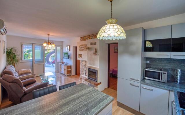 Beautiful Holiday Home With Private Pool, Nice Garden With Relax Area, Taverne