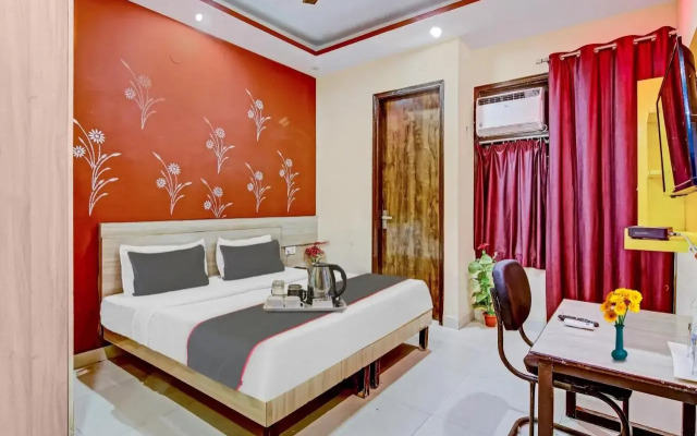Collection O 702962 Presidency Inn