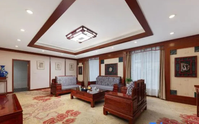 Ze Lin Hill-view Hotel