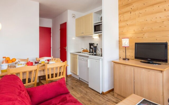 Apartment with a balcony or terrace near the piste