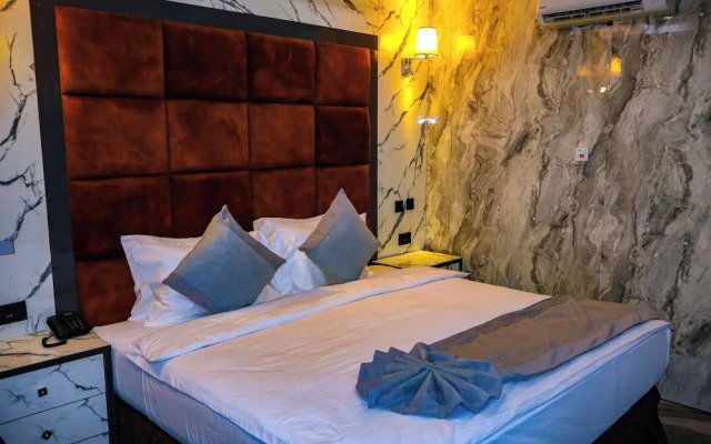 McDons Skye Hotel and Suites