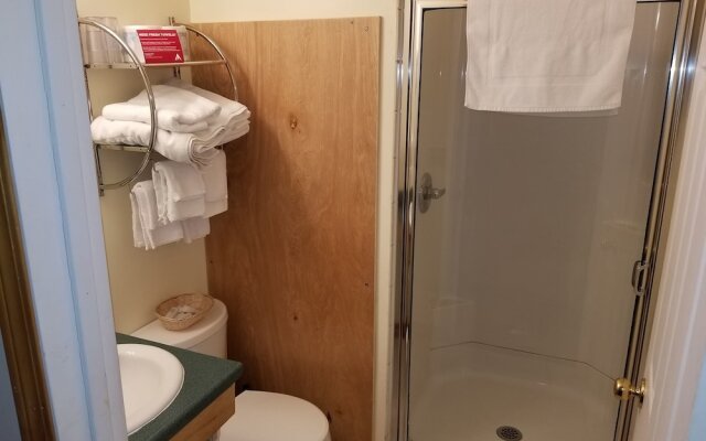 HI Banff Alpine Centre - Hostel