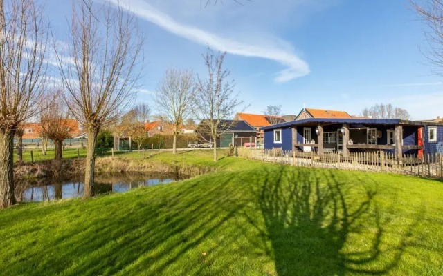 Romantic Holiday Home With Garden