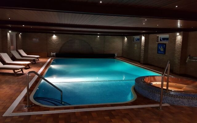 Redhill House Boutique Hotel Bristol Airport