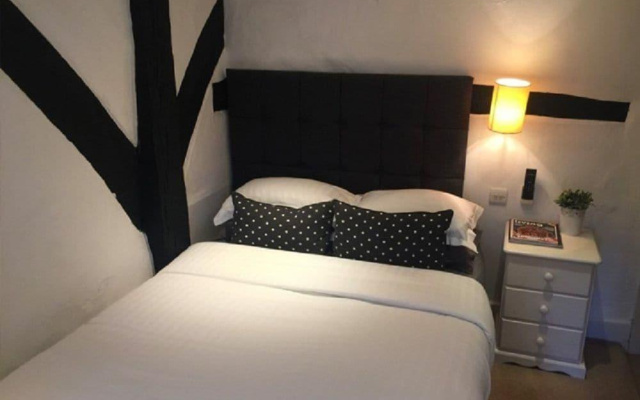George Hotel Henfield