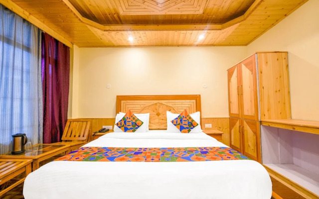 Fabhotel Brave Knight