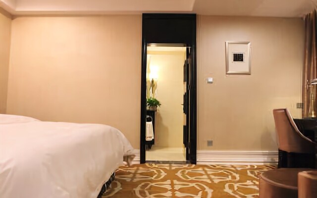 TOWO Shangpin Hotel (Nanchang Railway Station Normal University Qingshan Lake Campus Branch)