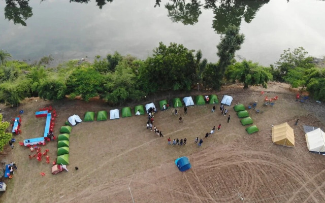 Moustache Kamp Kalakund
