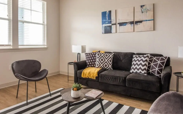 FRONTDESK The Point at Tamaya Apts Jacksonville