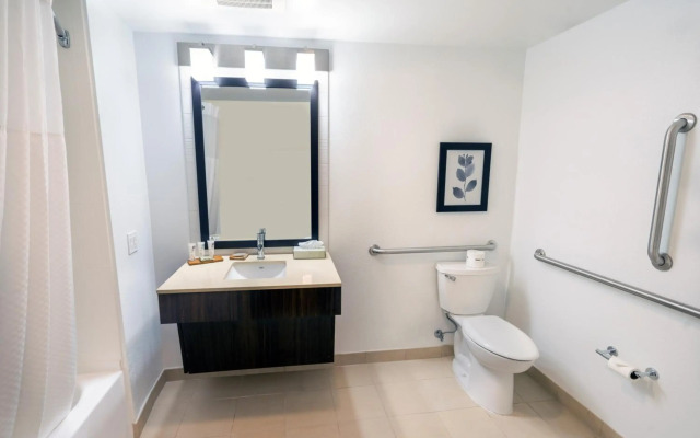 Country Inn & Suites by Radisson, State College (Penn State Area), PA