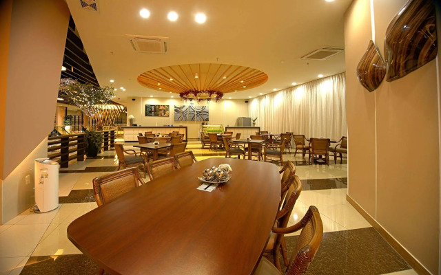 Xenia Hotel Clark - Multi Use Hotel