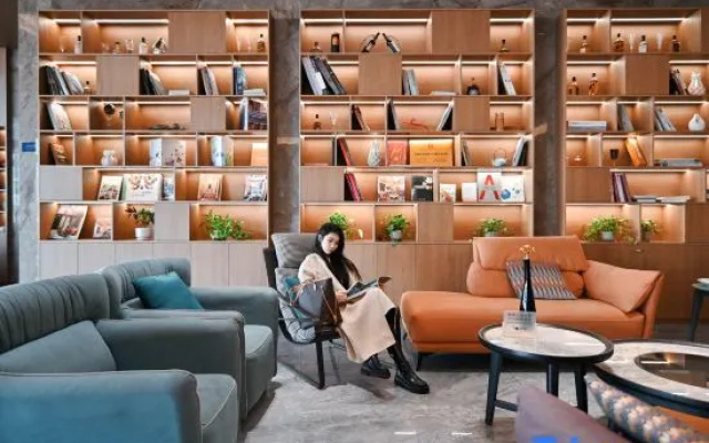 Super 8 Selected Hotel (Shangrao High speed Railway Station) – People – Shangrao
