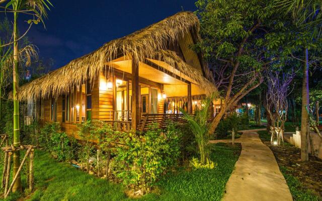 Bora Bora Villa Phuket