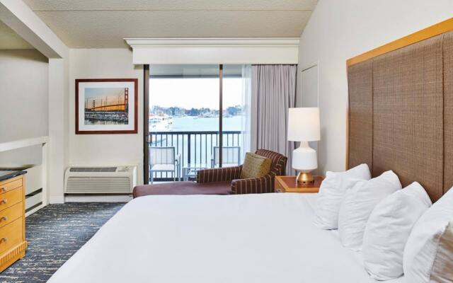 DoubleTree by Hilton Hotel Berkeley Marina