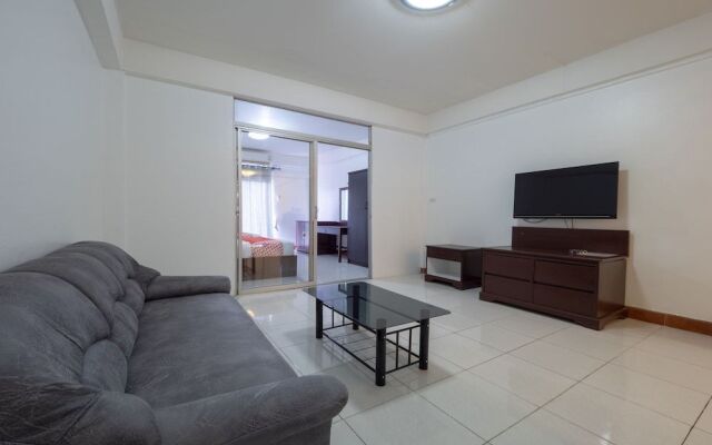 OYO 1123 The One Health Care and Apartment