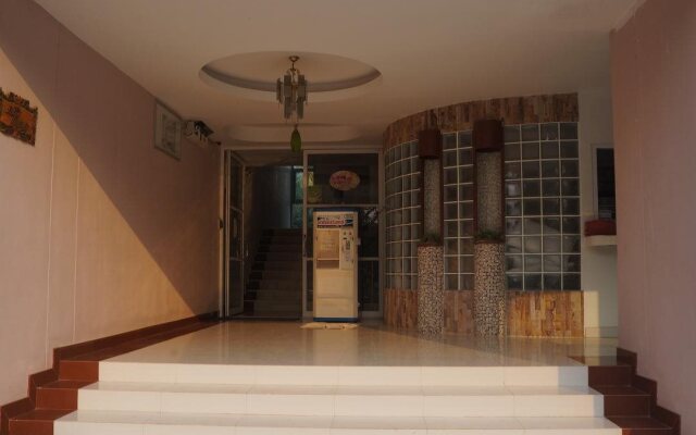 Siriwan Grand Garden Apartment