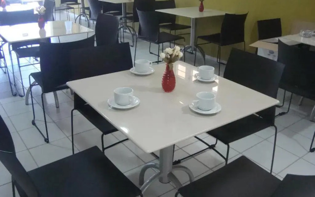 Hub Hotel