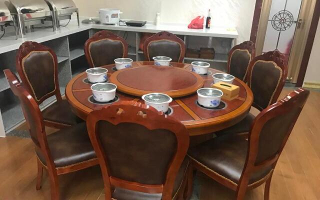 7Days Inn Zhuhai Crocodile Island Bohuang Furniture Baiteng Lake Branch