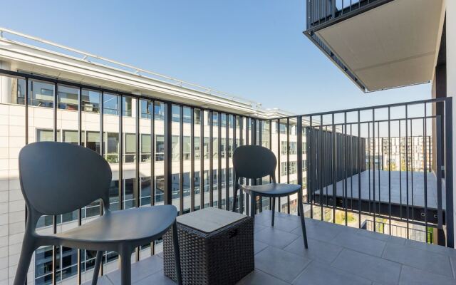 Modern Studio Mokotów by Renters