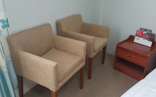 Newton Hotel & Service Apartment