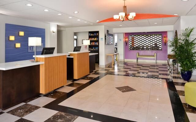 Holiday Inn Express & Suites Florida City by IHG