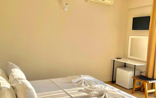 Cennet Hotel