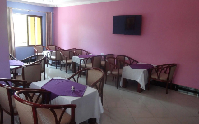 Way Side Hotel