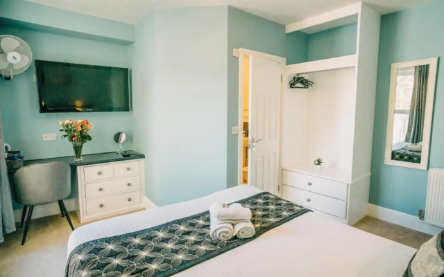 OYO Minerva Guesthouse
