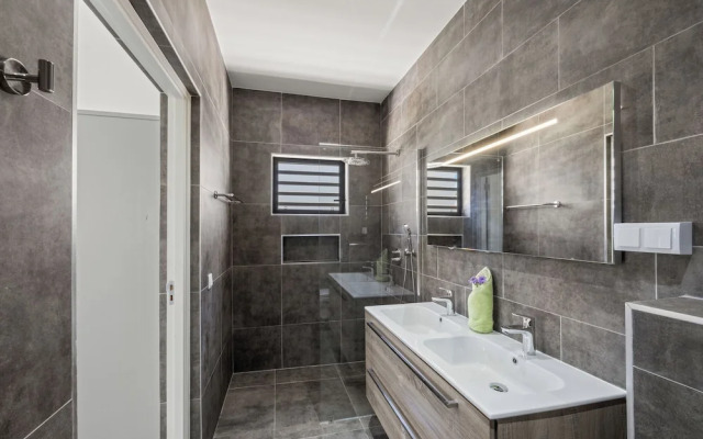 Villa Jasmijn  with private pool, at Mambo Beach