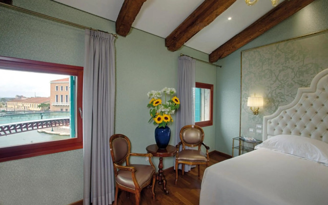 Santa Chiara Hotel
