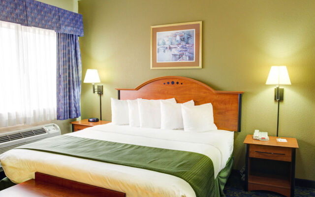 Quality Inn & Suites